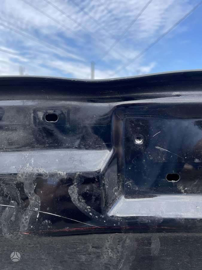 Audi Q7 dangtis (priekinis, galinis)