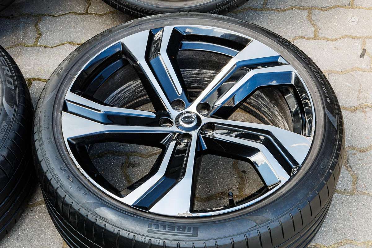 -Kita- Volvo, light alloy, R22