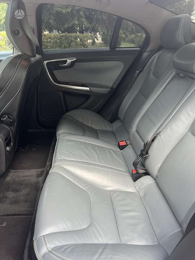 Volvo S60, 3.0 l., Седан