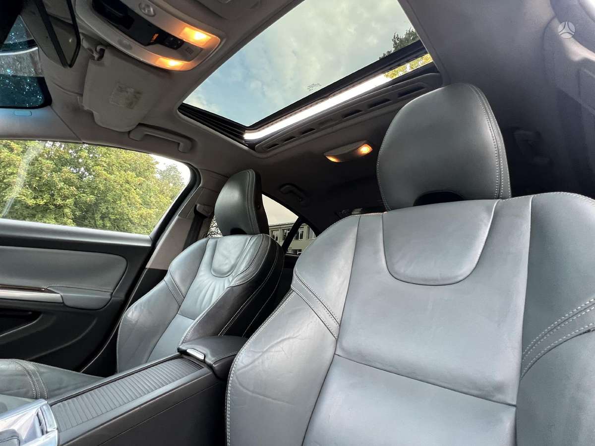 Volvo S60, 3.0 l., Седан