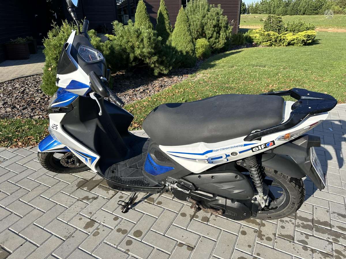 Kymco Super 8 125cc, scooters / mopeds