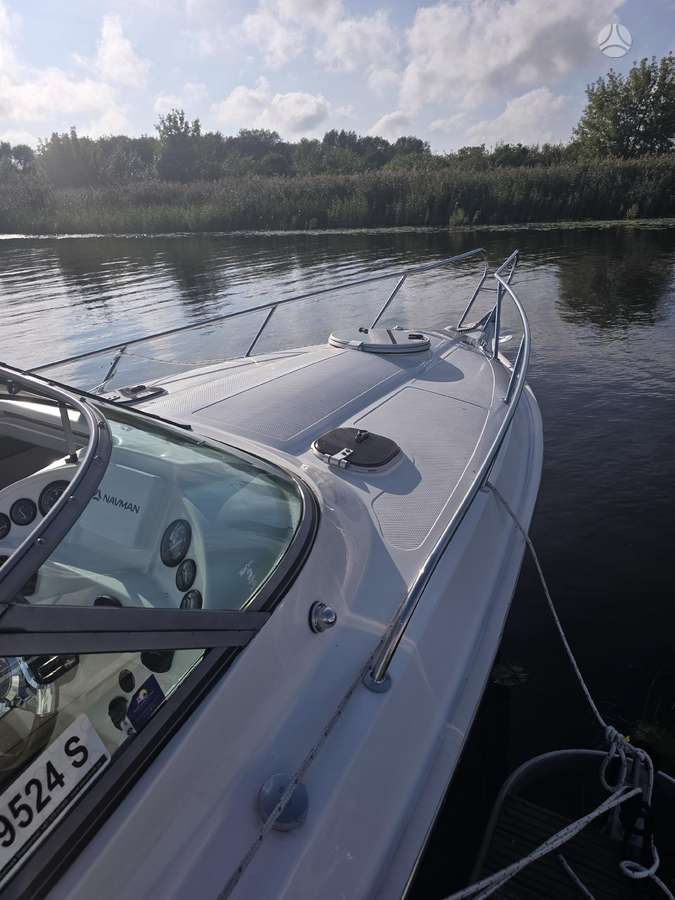 Atomix 8200, yachts / cruisers
