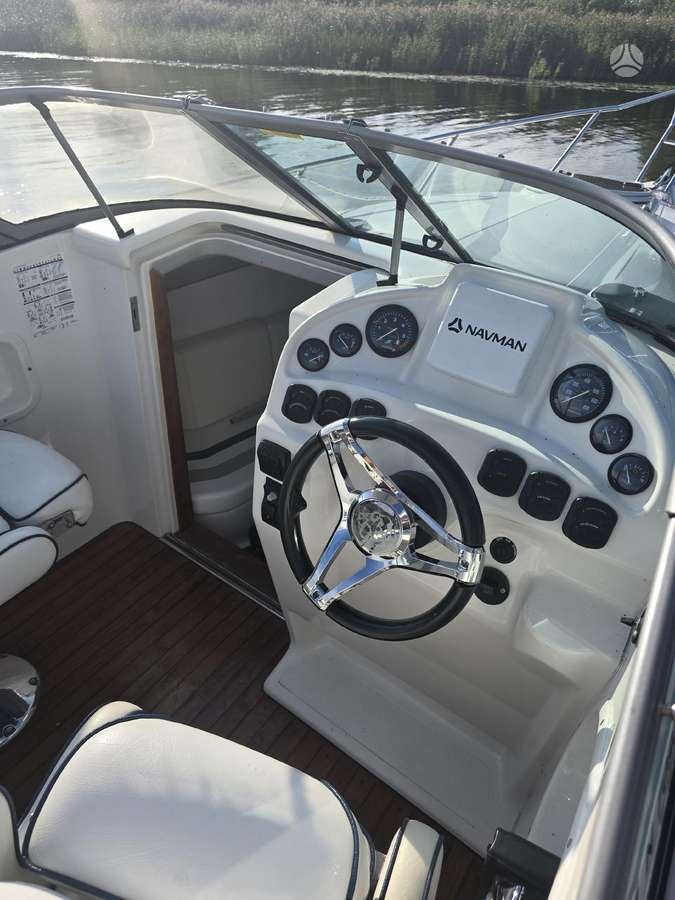 Atomix 8200, yachts / cruisers