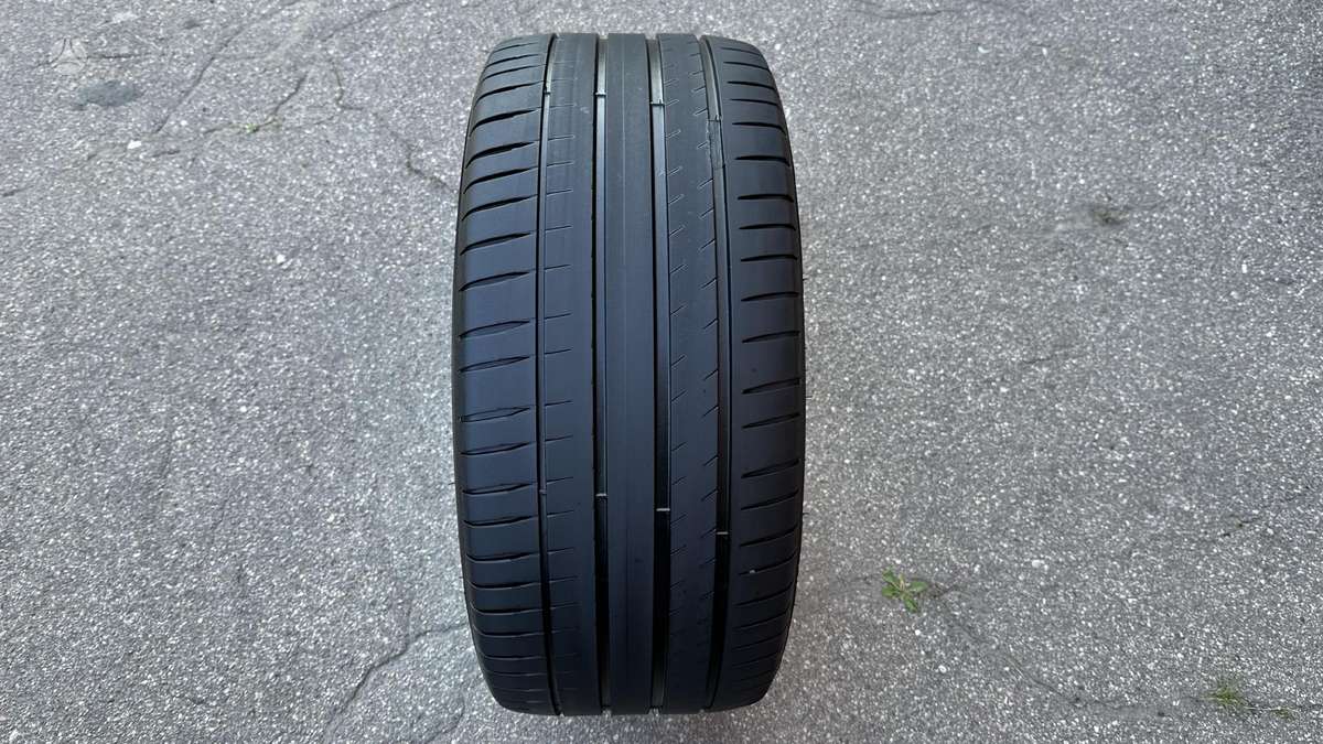 Michelin Pilot Sport 4, летние 285/40 R20