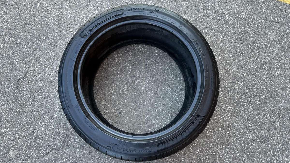 Michelin Pilot Sport 4, летние 285/40 R20
