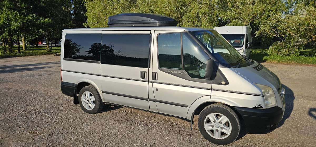 Ford Tourneo for parts