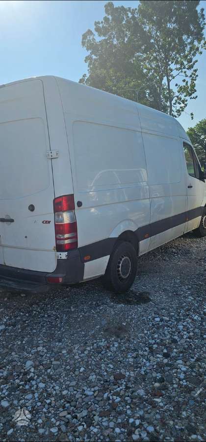 Mercedes-Benz Sprinter по частям