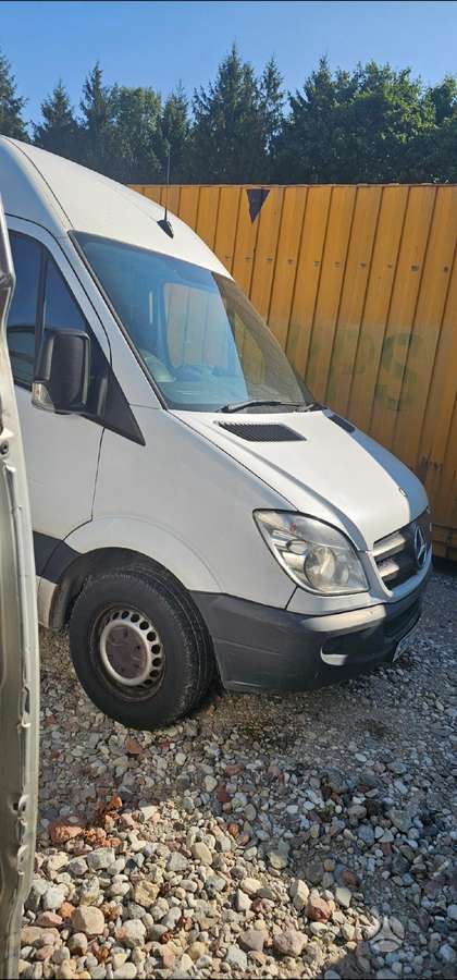 Mercedes-Benz Sprinter dalimis