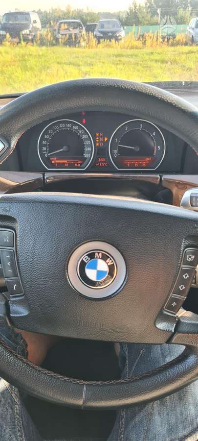 BMW 7 serija