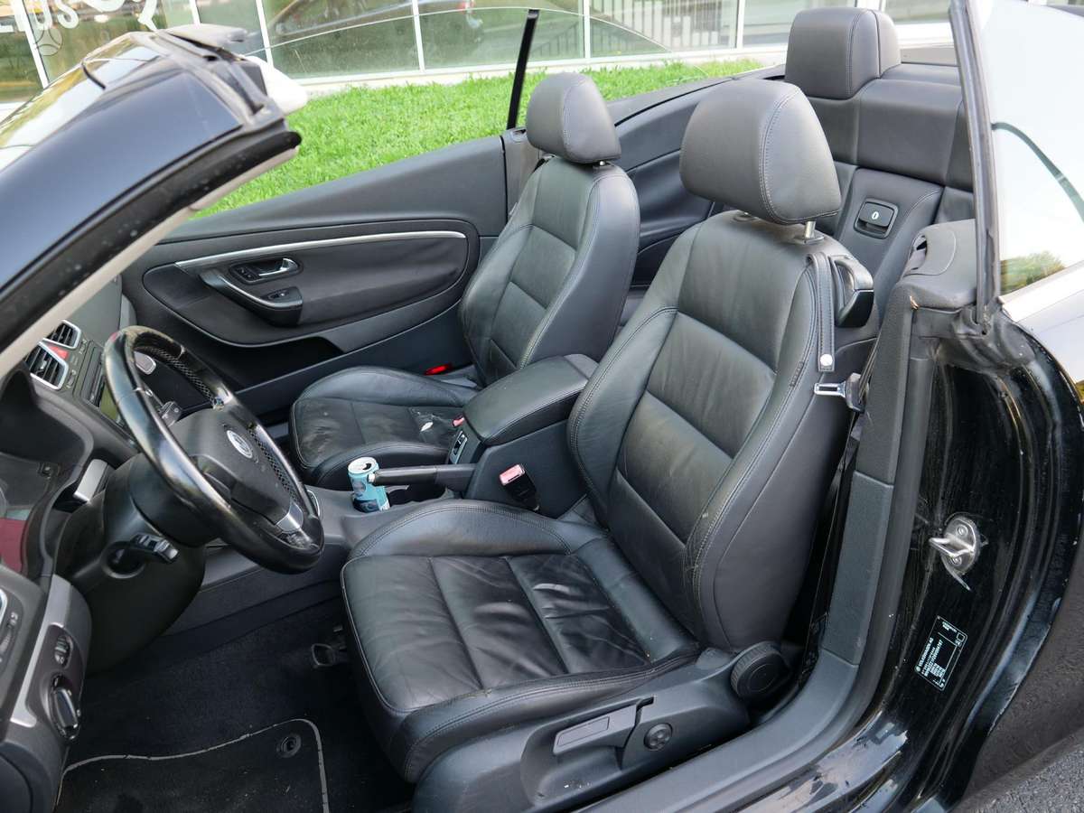 Volkswagen Eos, 2.0 l., convertible