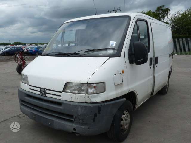 Peugeot Boxer, preču