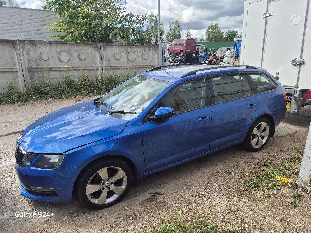Skoda Octavia Variklis ardomas dalimis