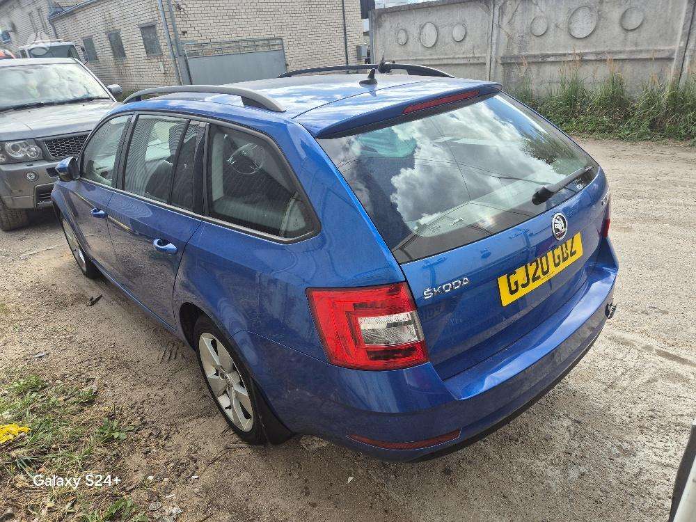 Skoda Octavia Variklis ardomas dalimis
