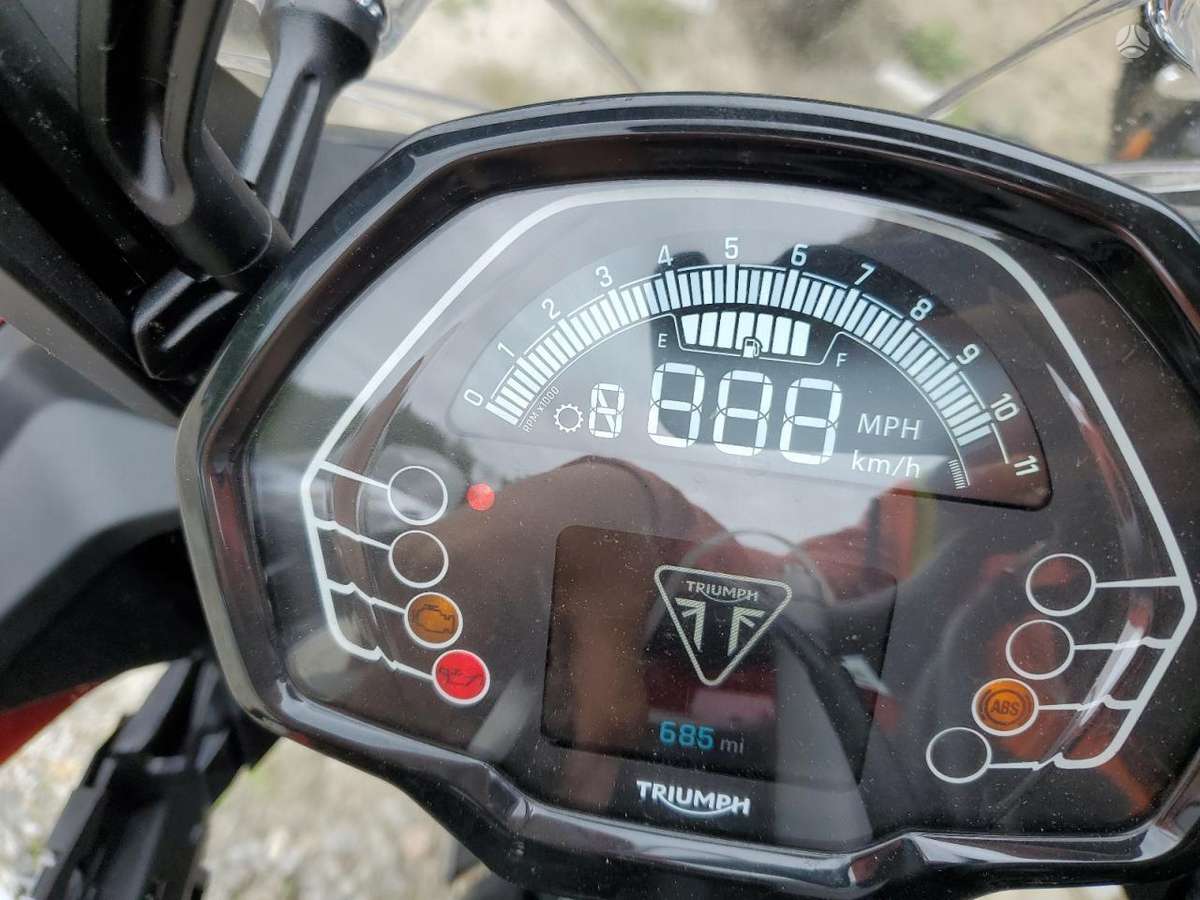 Triumph Tiger, touring / sport touring