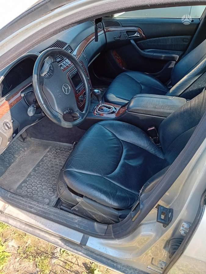 Mercedes-Benz S320 по частям