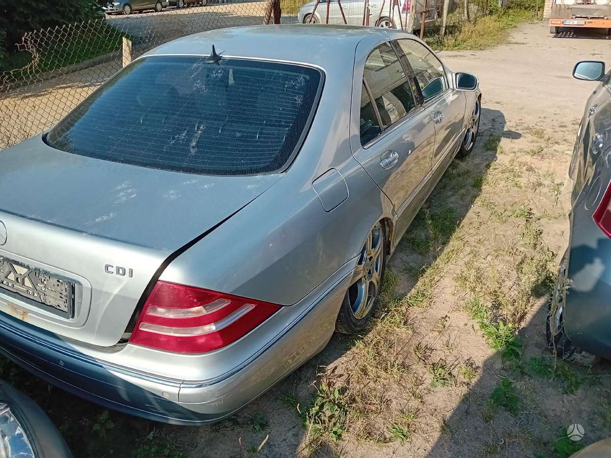 Mercedes-Benz S320 по частям