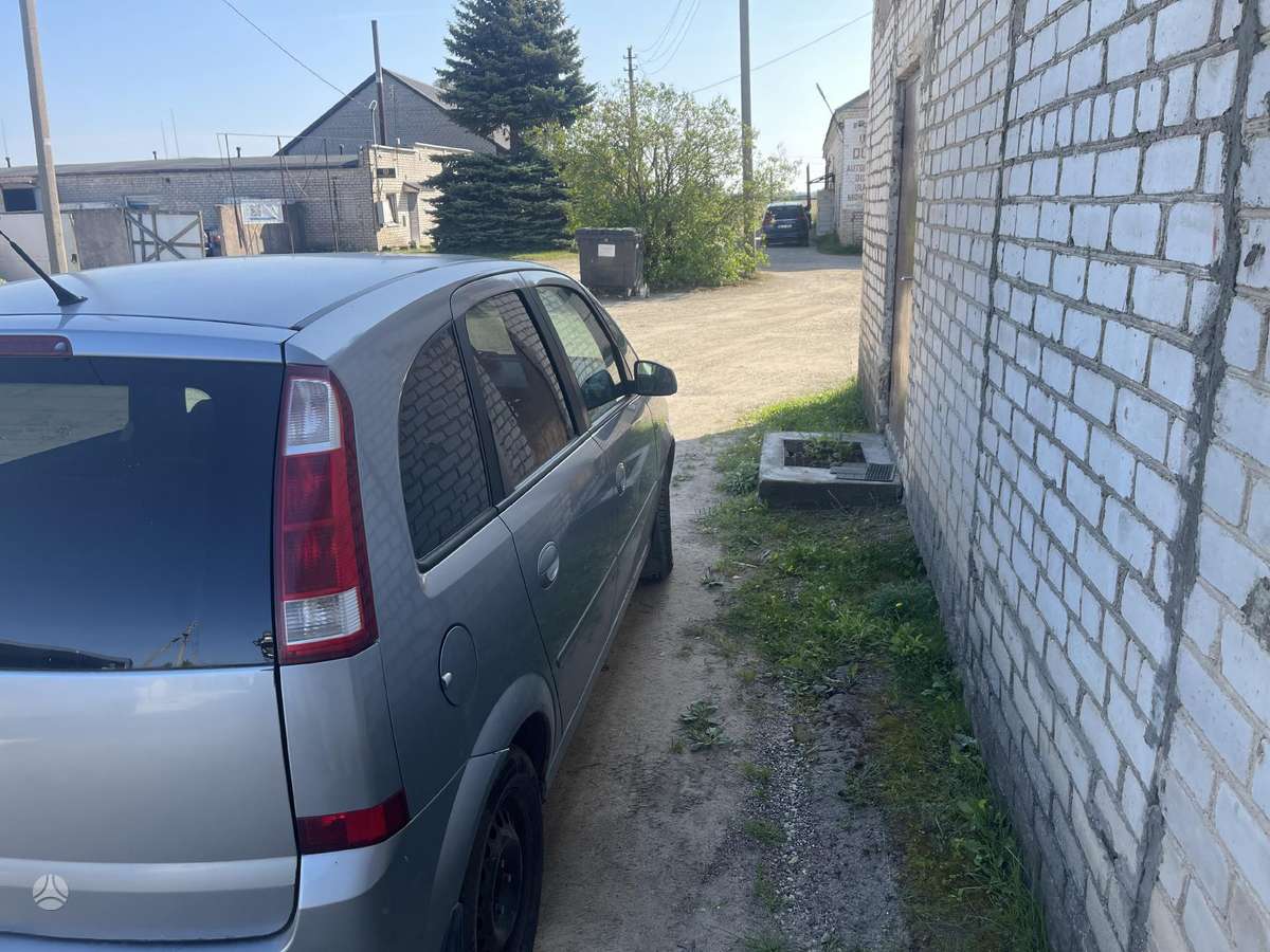 Opel Meriva dalimis