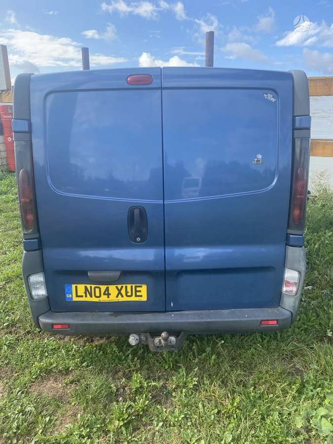 Opel Vivaro, preču