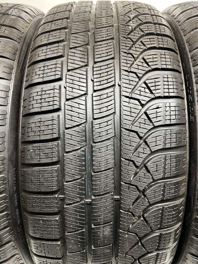 Pirelli P-Zero Winter 2024m, winter 245/50 R19