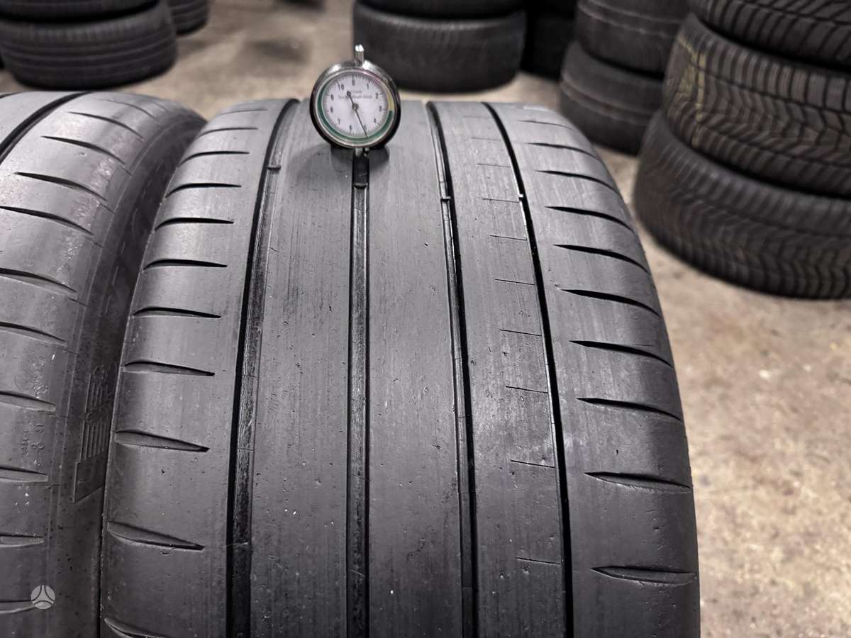 Michelin PILOT SPORT 4S, vasarinės 275/40 R19