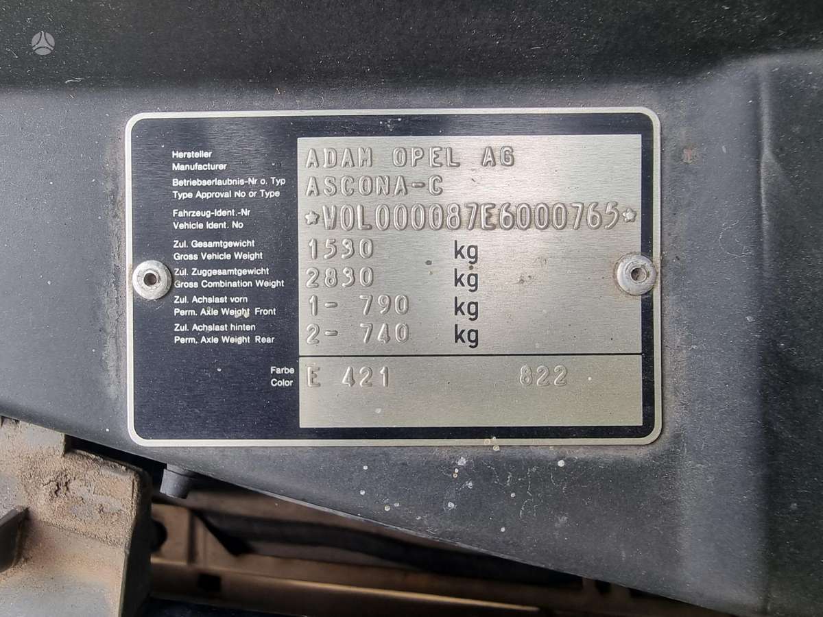 Opel Ascona, 1.8 l., Седан