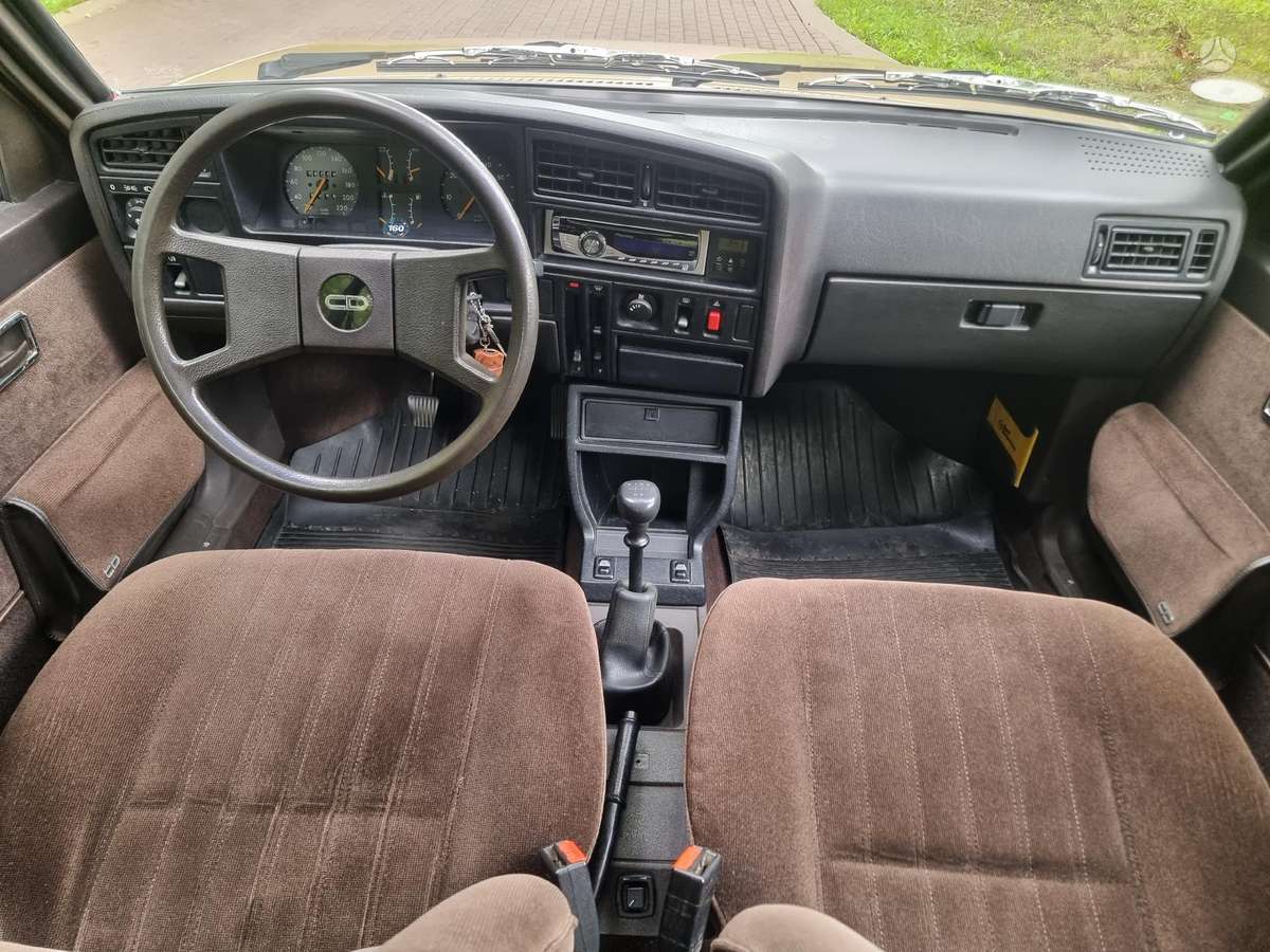 Opel Ascona, 1.8 l., Седан