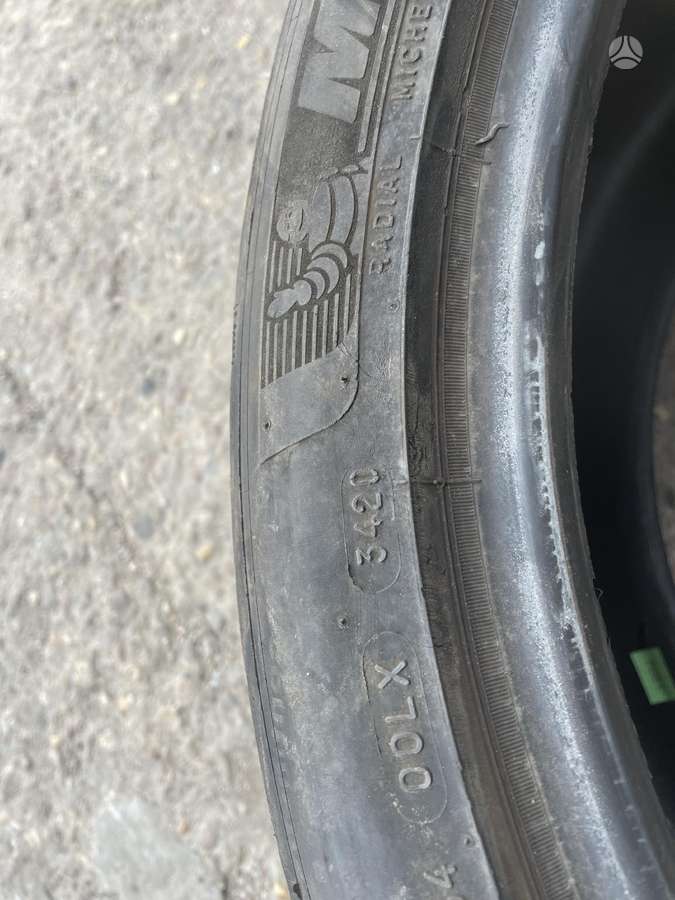 Michelin, всесезонные 275/35 R20
