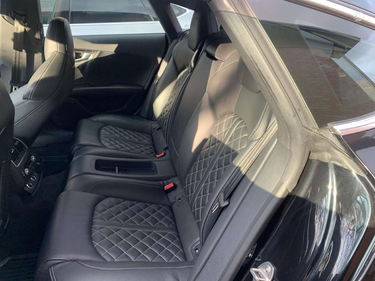 Audi S7, 4.0 l., Хэтчбек