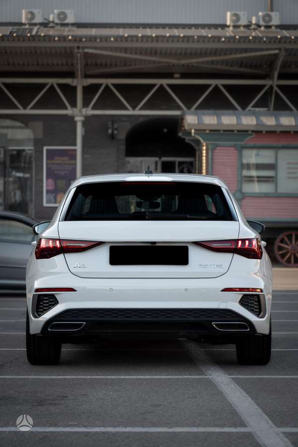 Audi A3, 1.5 l., Хэтчбек