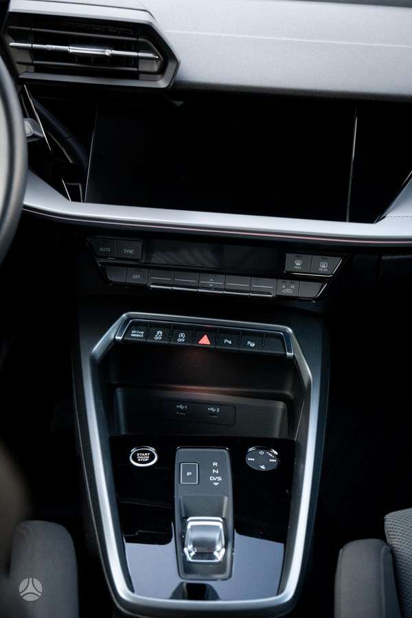 Audi A3, 1.5 l., Хэтчбек