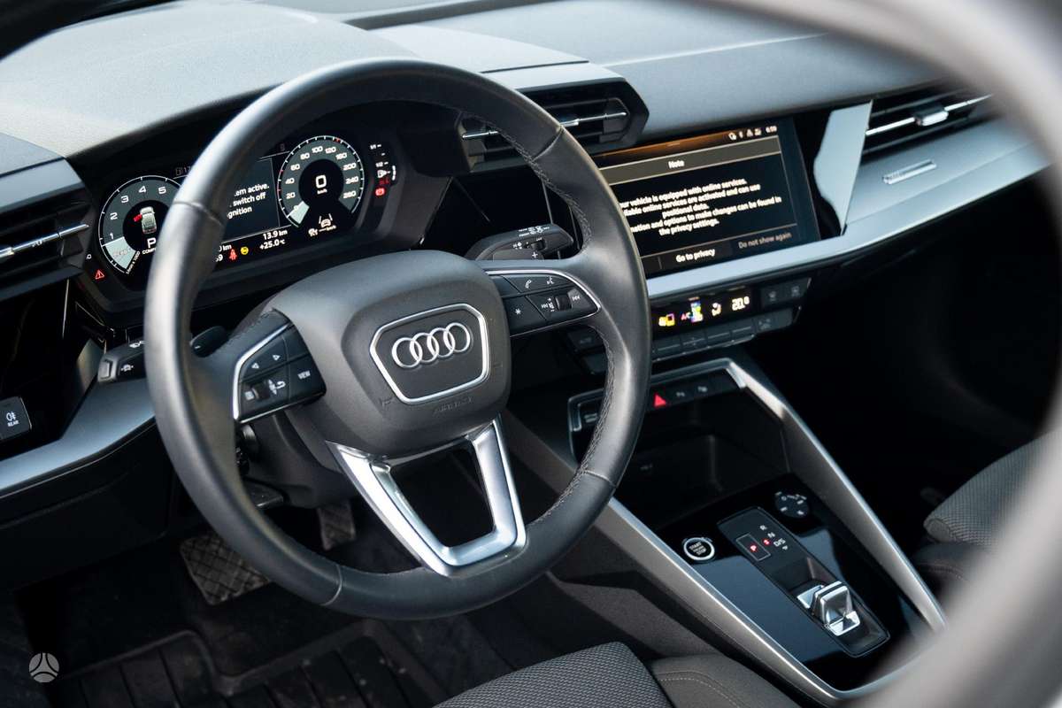 Audi A3, 1.5 l., Хэтчбек