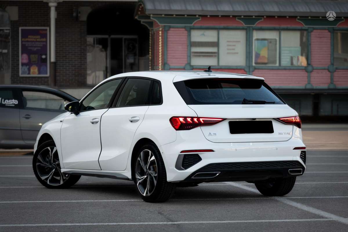 Audi A3, 1.5 l., Хэтчбек