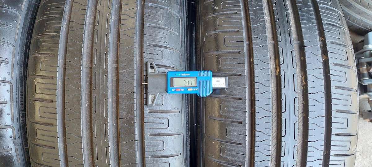 Goodyear, summer 215/50 R19