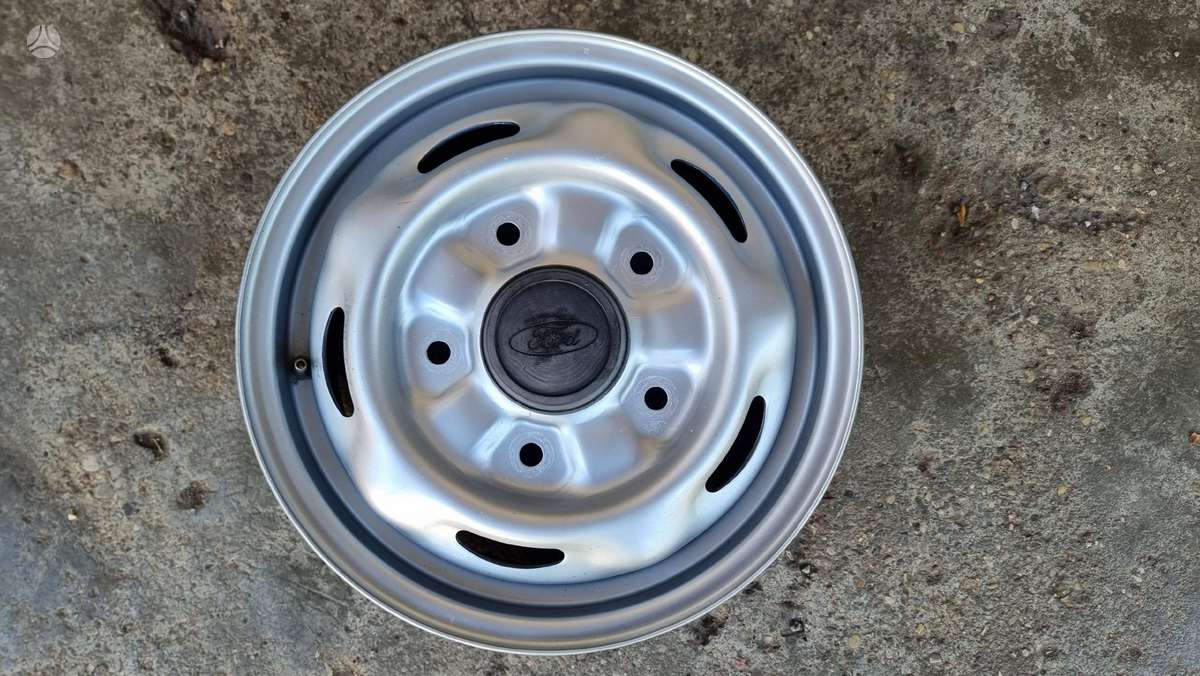 Ford Transit, plieniniai štampuoti, R15