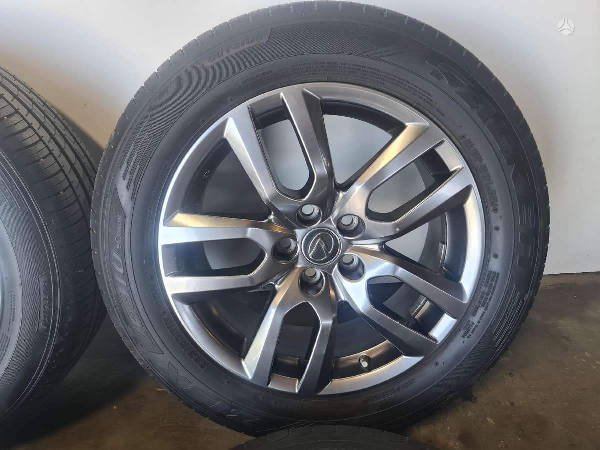 Lexus, vieglmetāla, R18