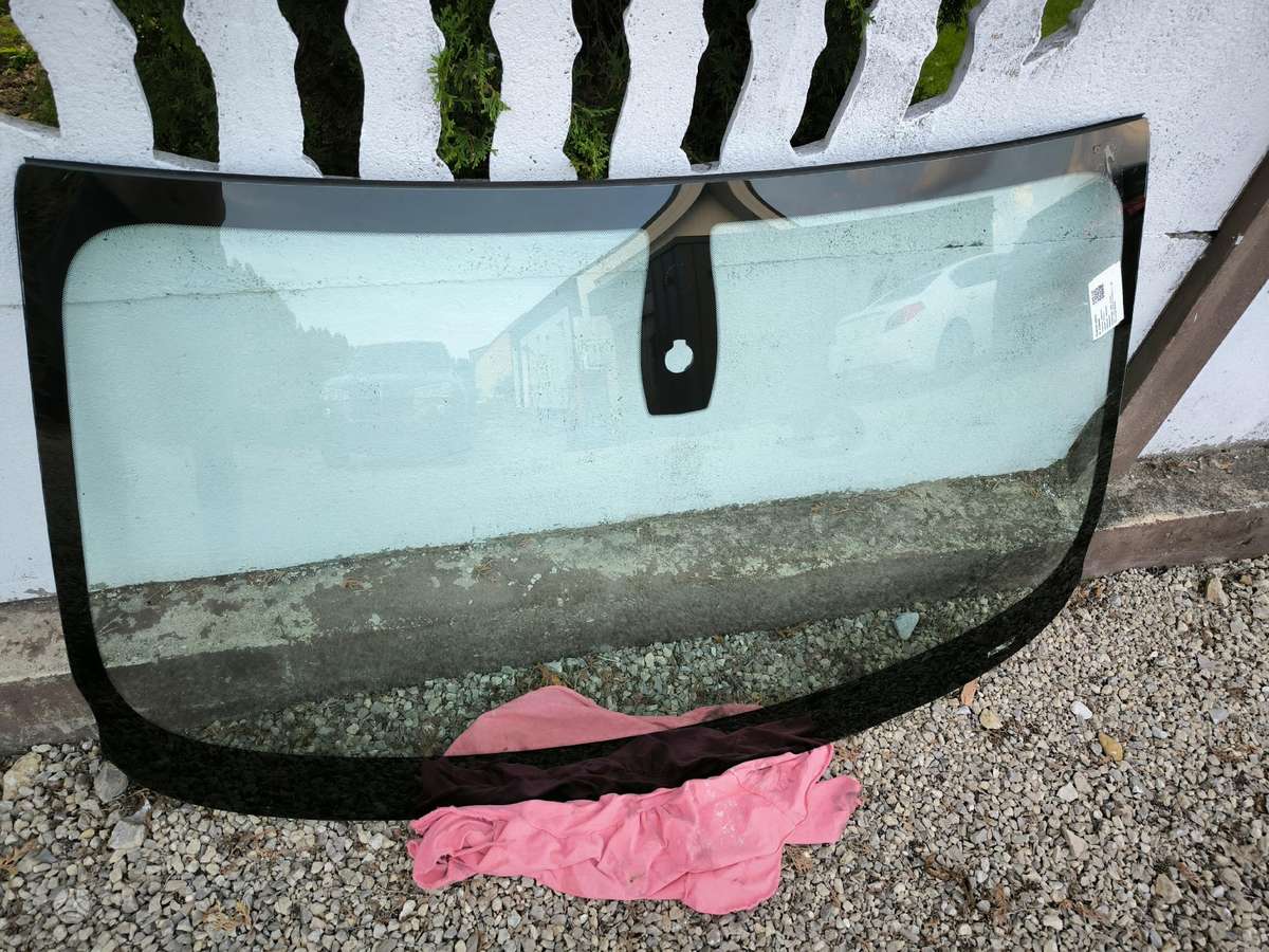 BMW X3 windows