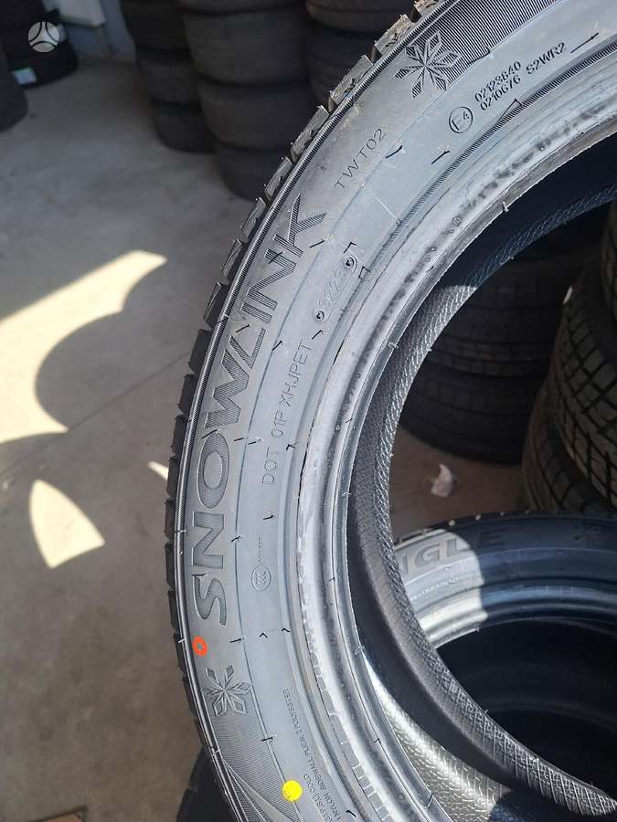 Triangle, ziemas 245/50 R19