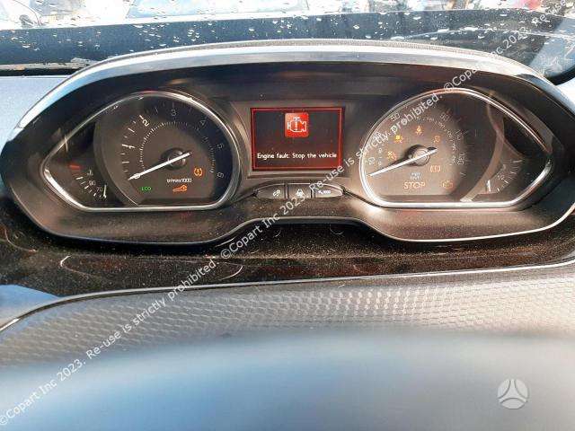 Peugeot 2008, YH01, dalimis