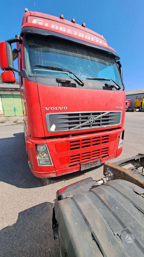 Volvo FH12, vilkikai