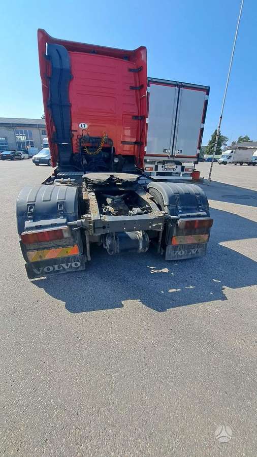 Volvo FH12, vilkikai