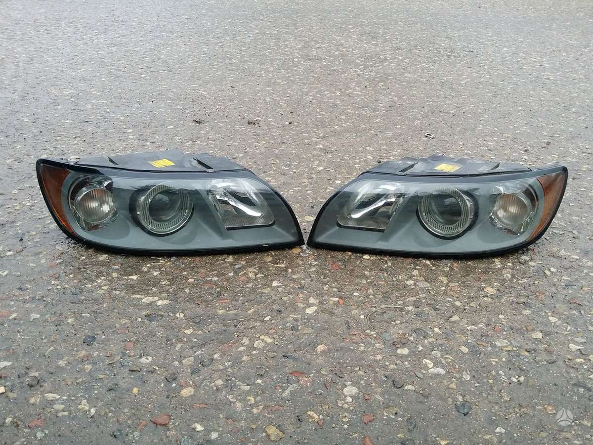 Volvo V50 bumpers, lights, electrical wiring