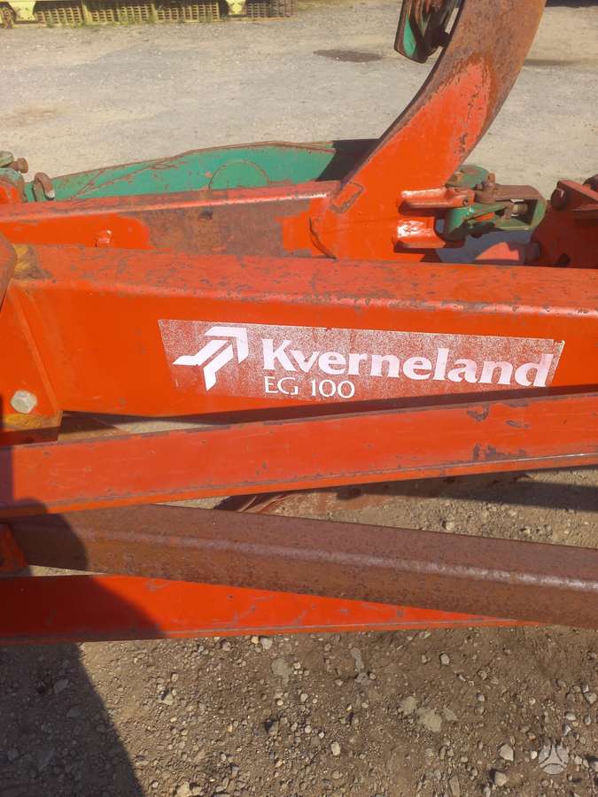Kverneland EG-100, плуги