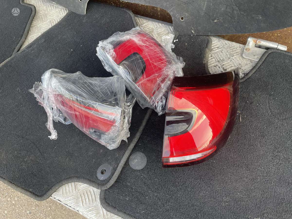 Chrysler Pacifica trim parts