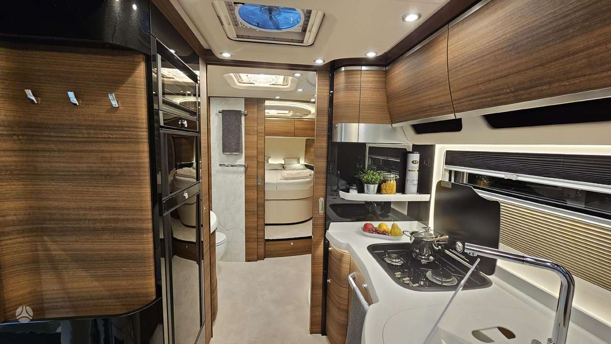 Concorde Charisma 910MI, campers