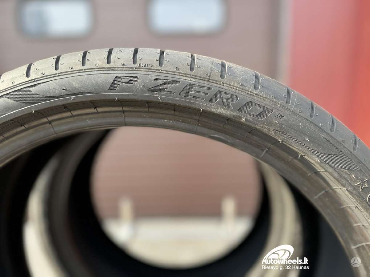 Pirelli P-Zero PZ4 MOE, летние 275/30 R20