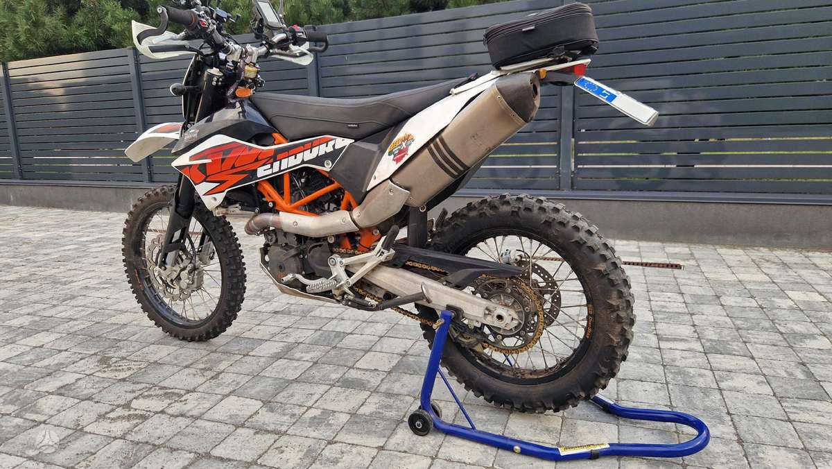 KTM Enduro 690cc, enduro / adventure