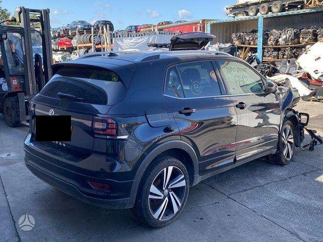 Volkswagen T-Cross dalimis