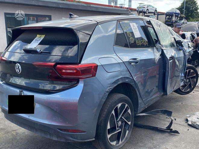 Volkswagen ID.3 по частям