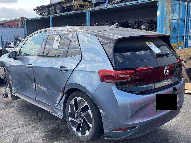 Volkswagen ID.3 по частям