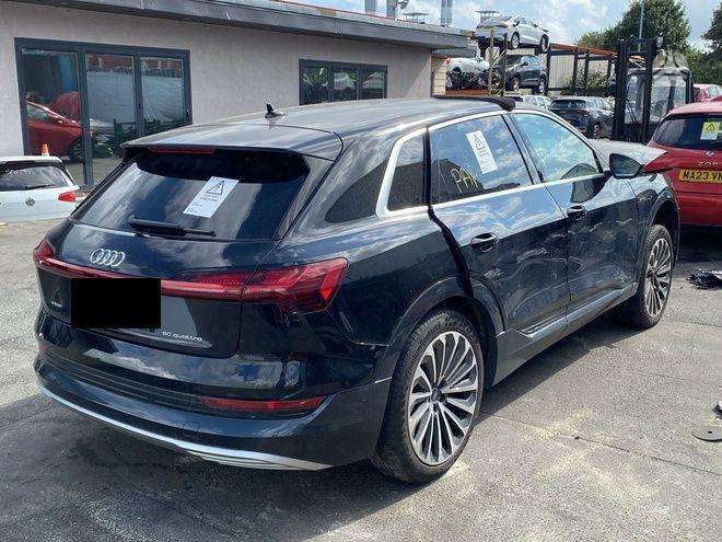 Audi e-tron for parts